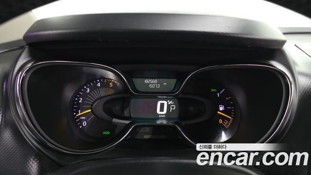 Renault Korea QM3 2015 — photo 8