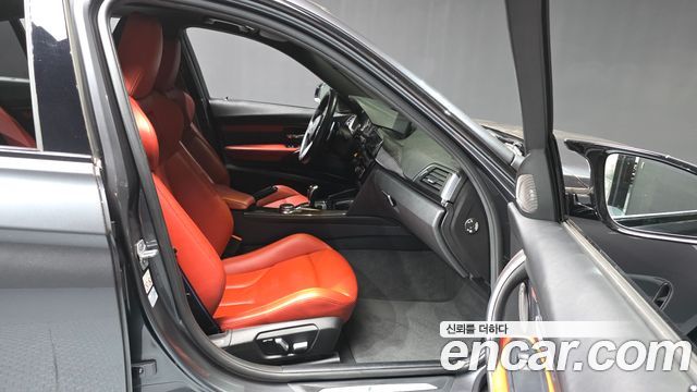 BMW M3 2018 — photo 11