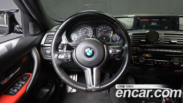 BMW M3 2018 — photo 13