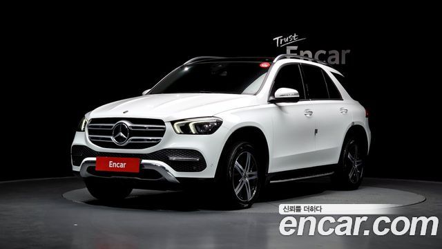 Mercedes-Benz GLE-Class 2020 — photo 1