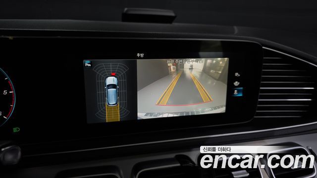 Mercedes-Benz GLE-Class 2020 — photo 15