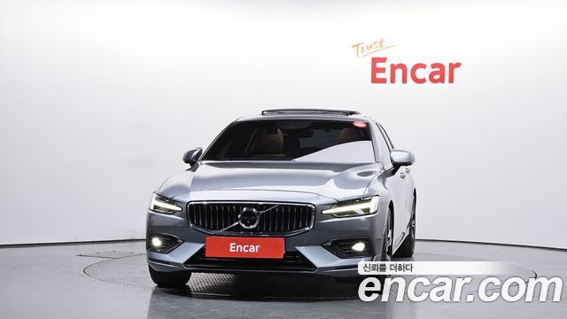 Volvo S60 2020 — photo 3