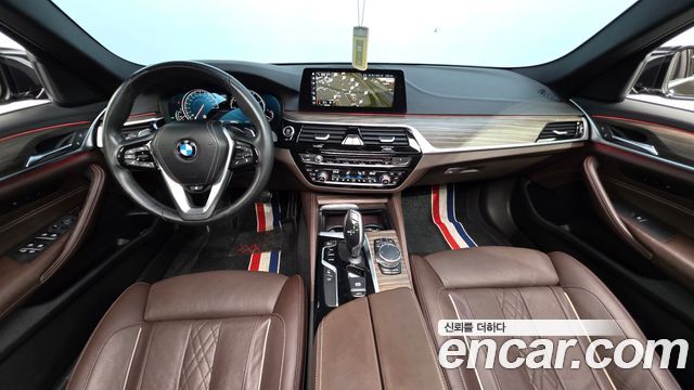 BMW 5-Series 2018 — photo 7