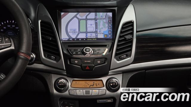 KG Mobility KORANDO 2014 — photo 14