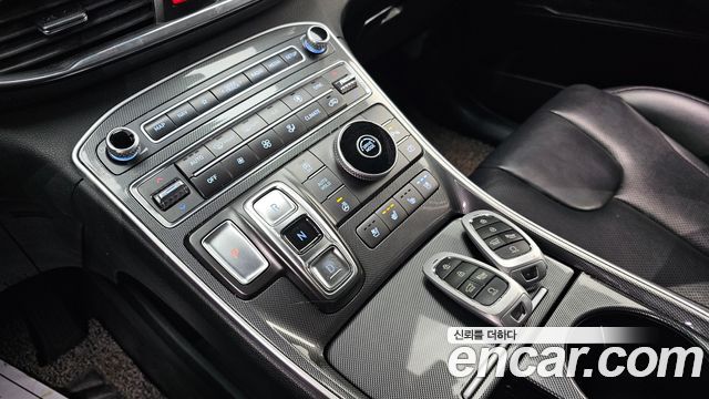 Hyundai Santafe 2021 — photo 9