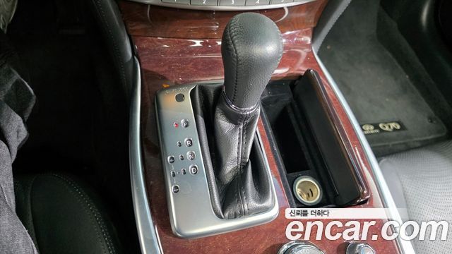 Infiniti Q70 2018 — photo 9
