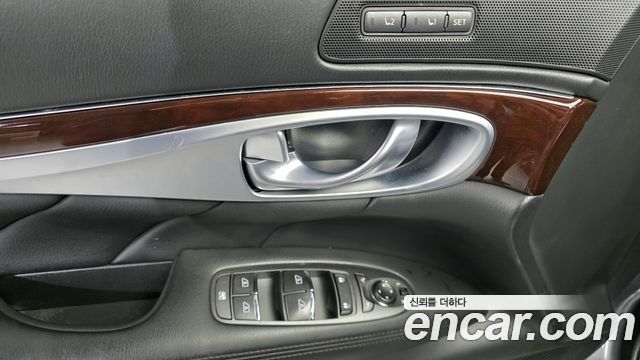 Infiniti Q70 2018 — photo 14