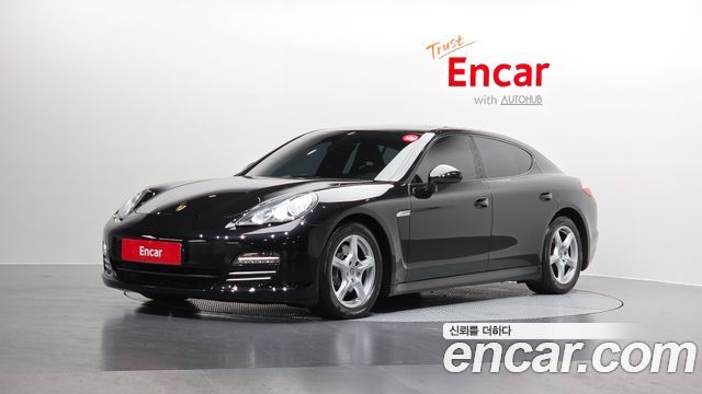 Porsche Panamera 2011 — photo 1