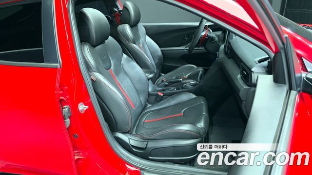 Hyundai Veloster 2020 — photo 12