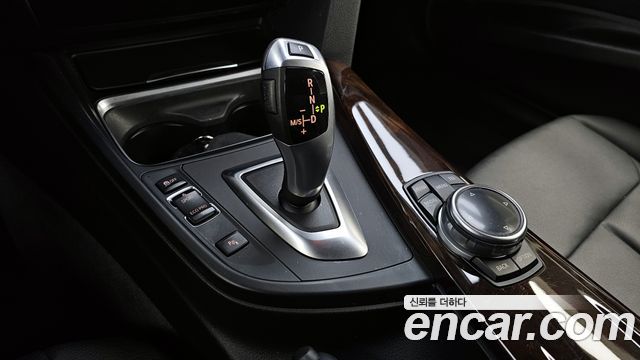 BMW 3-Series 2015 — photo 9