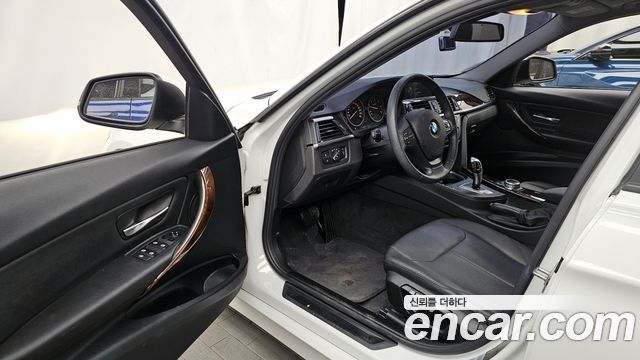 BMW 3-Series 2015 — photo 10