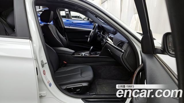 BMW 3-Series 2015 — photo 11