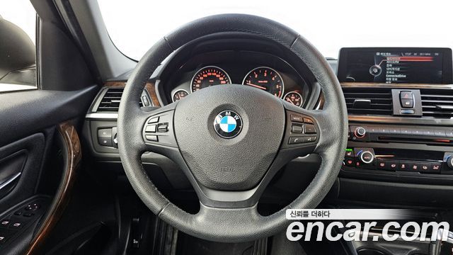 BMW 3-Series 2015 — photo 13