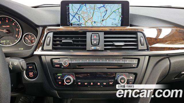 BMW 3-Series 2015 — photo 14