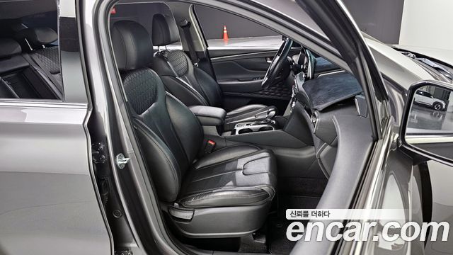 Hyundai Santafe 2019 — photo 12