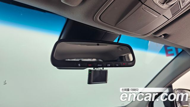 Hyundai Santafe 2019 — photo 18