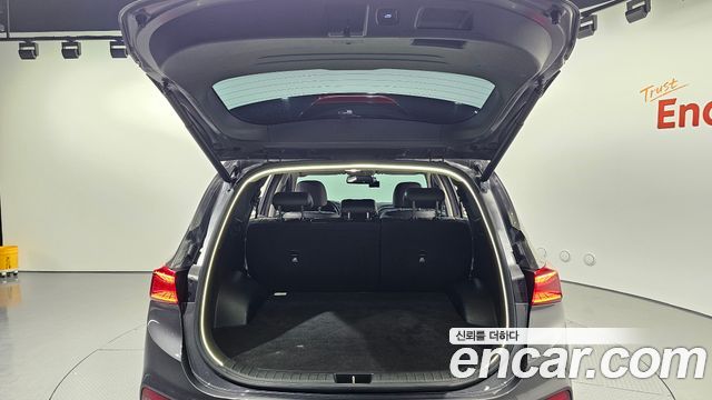 Hyundai Santafe 2019 — photo 20