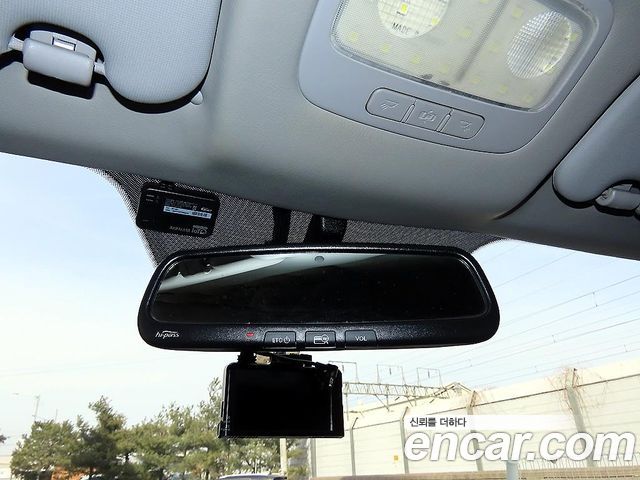 Hyundai Starex 2015 — photo 14