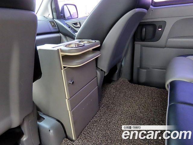 Hyundai Starex 2015 — photo 15