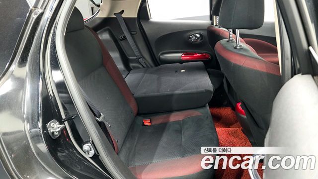 Nissan Juke 2014 — photo 12