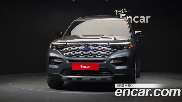Ford Explorer 2021 — photo 3