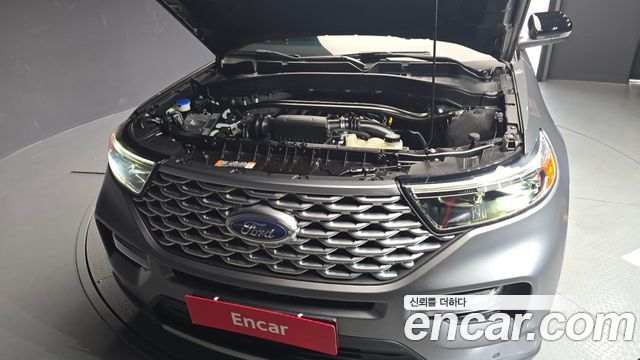 Ford Explorer 2021 — photo 6