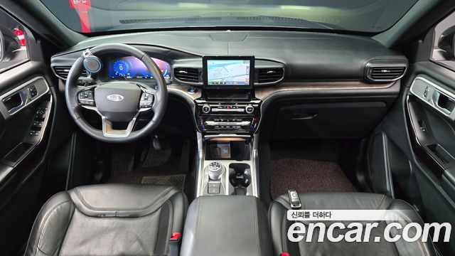 Ford Explorer 2021 — photo 7