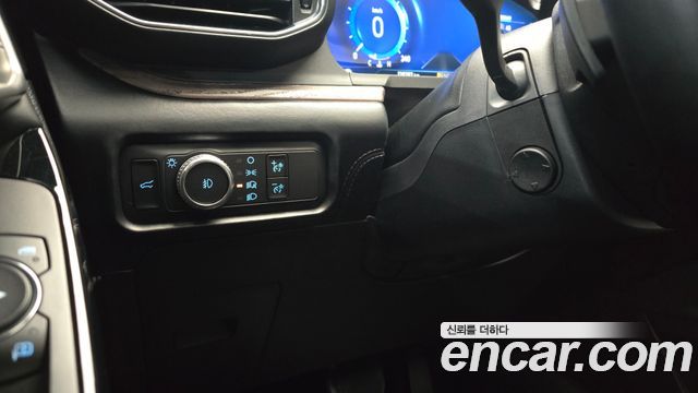 Ford Explorer 2021 — photo 17