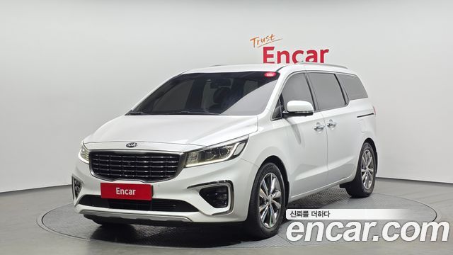 Kia Canival 2019 — photo 1