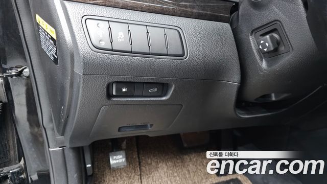 Kia K7 2013 — photo 18