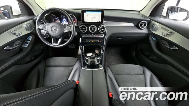 Mercedes-Benz GLC-Class 2019 — photo 7