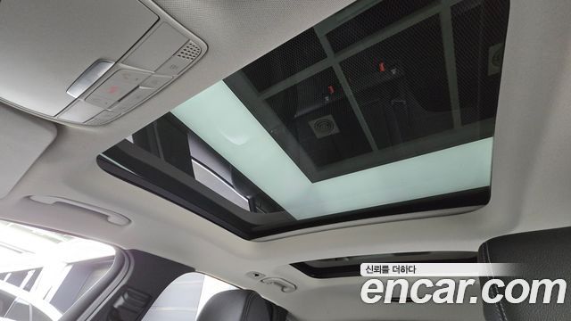 Mercedes-Benz GLC-Class 2019 — photo 18
