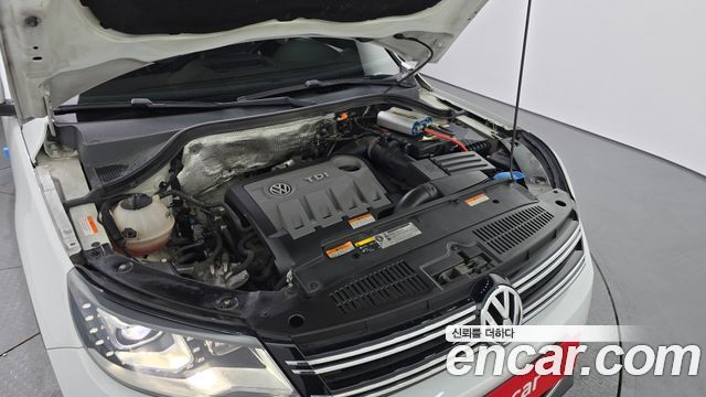 Volkswagen Tiguan 2015 — photo 6