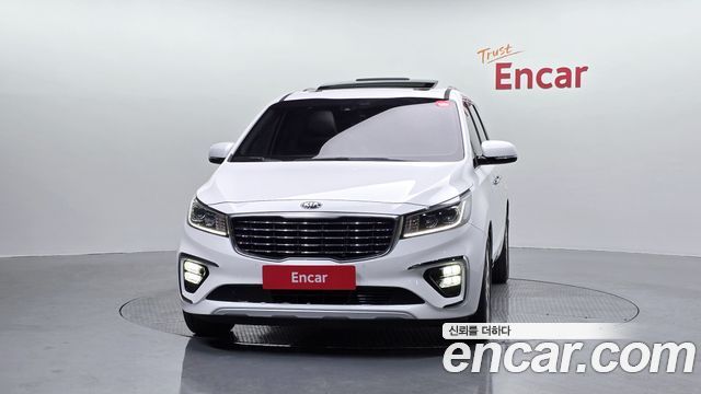 Kia Canival 2020 — photo 3