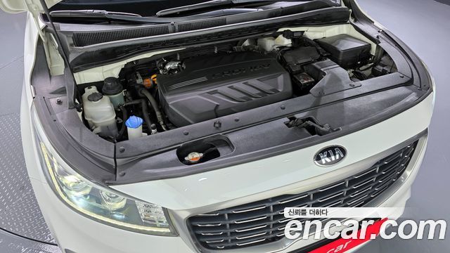 Kia Canival 2020 — photo 6