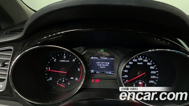 Kia Canival 2020 — photo 8