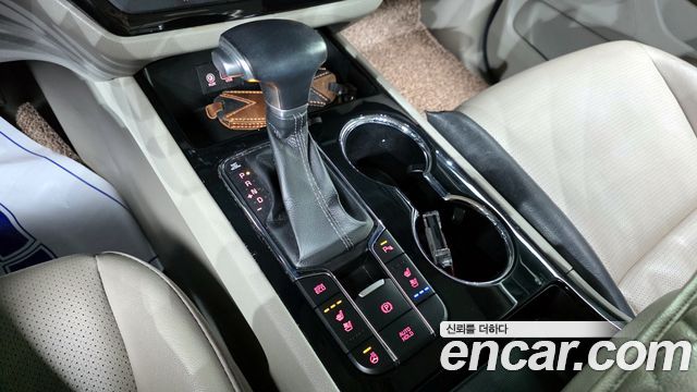 Kia Canival 2020 — photo 9