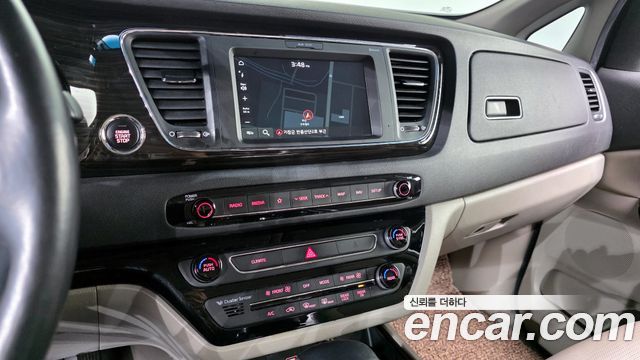 Kia Canival 2020 — photo 14