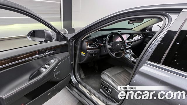 Genesis G90 2019 — photo 10