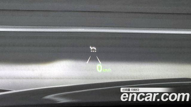Genesis G90 2019 — photo 15