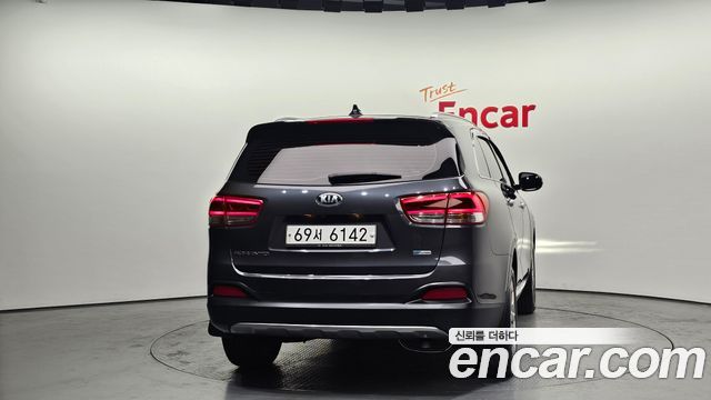 Kia Sorento 2017 — photo 4