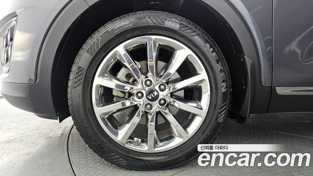 Kia Sorento 2017 — photo 5