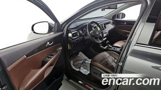Kia Sorento 2017 — photo 10