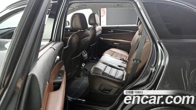 Kia Sorento 2017 — photo 11