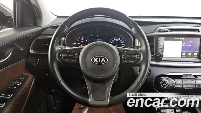 Kia Sorento 2017 — photo 15