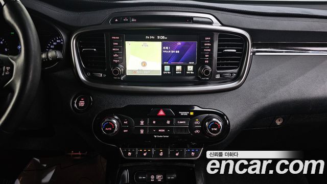 Kia Sorento 2017 — photo 16