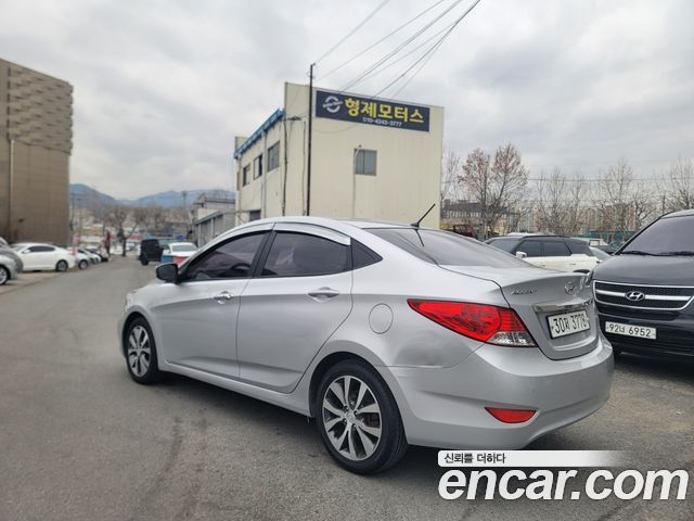 Hyundai Accent 2015 — photo 7
