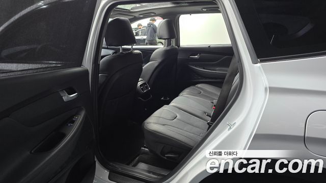 Hyundai Santafe 2020 — photo 11