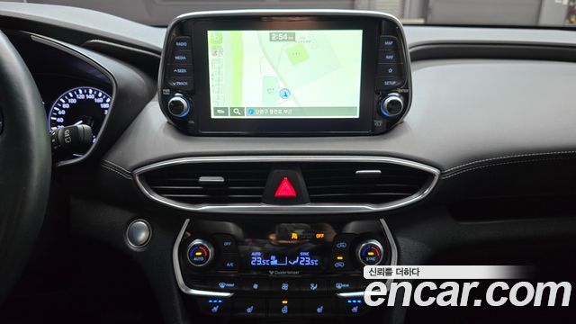 Hyundai Santafe 2020 — photo 16