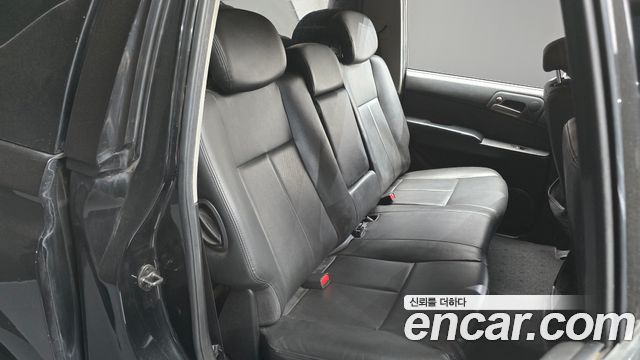 KG Mobility Actyon 2011 — photo 12